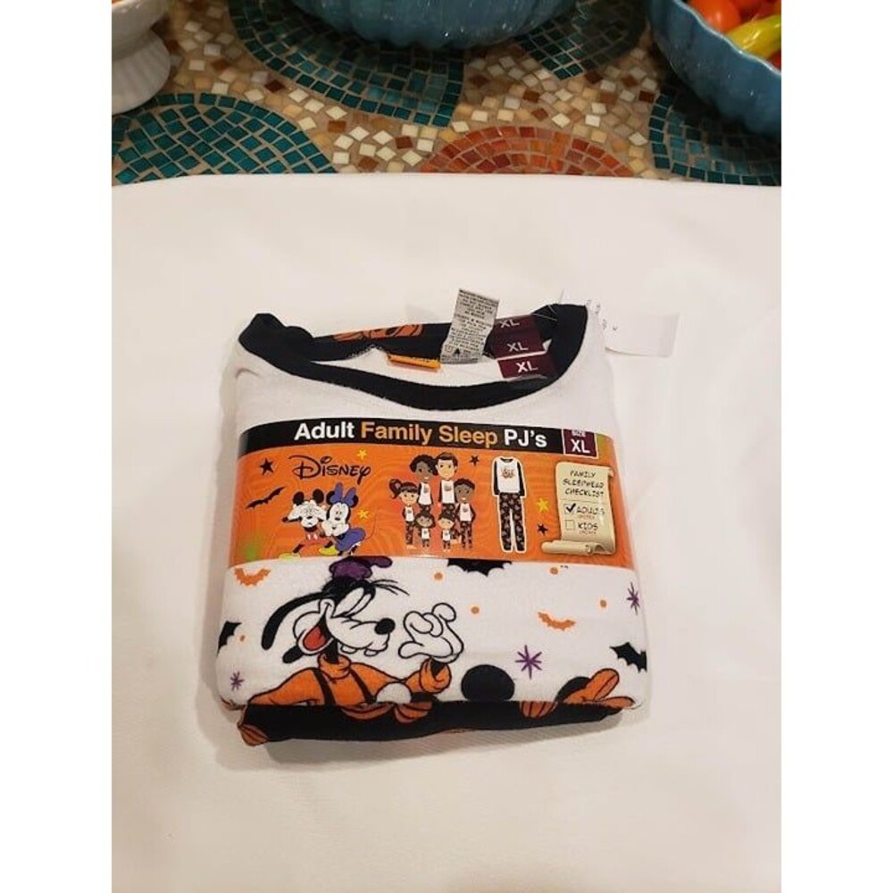 Disney Halloween Pajamas - Mickey Mouse - Family - Adult Size XL - NEW - Picture 2 of 8